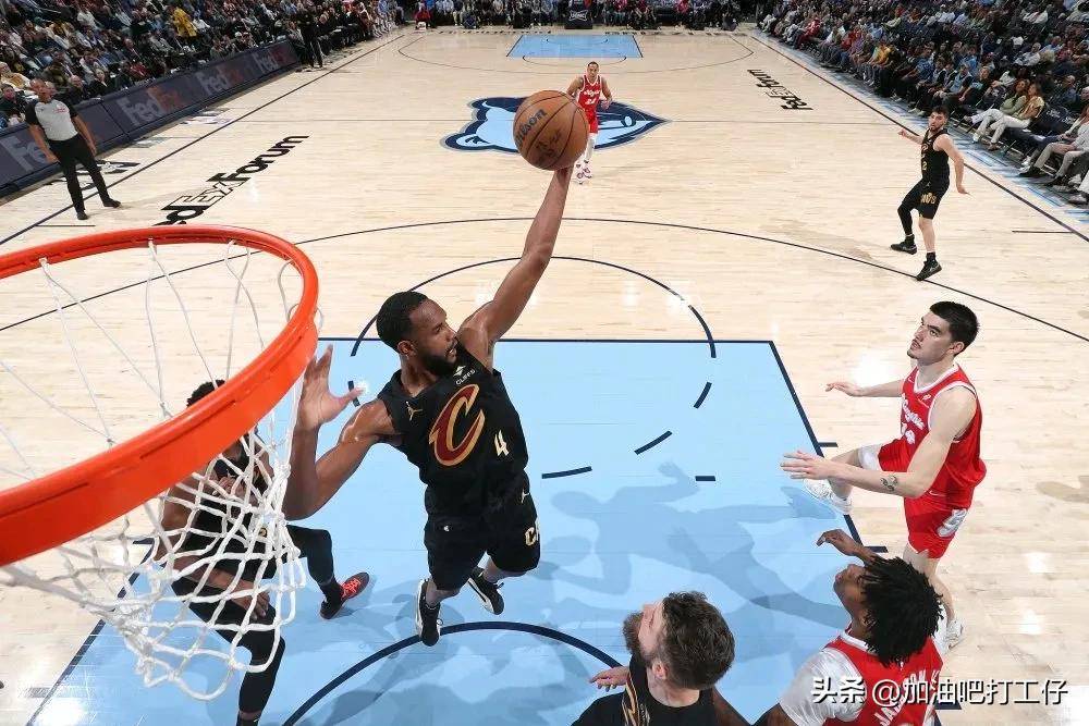 骑士主场战胜灰熊，豪取两连胜