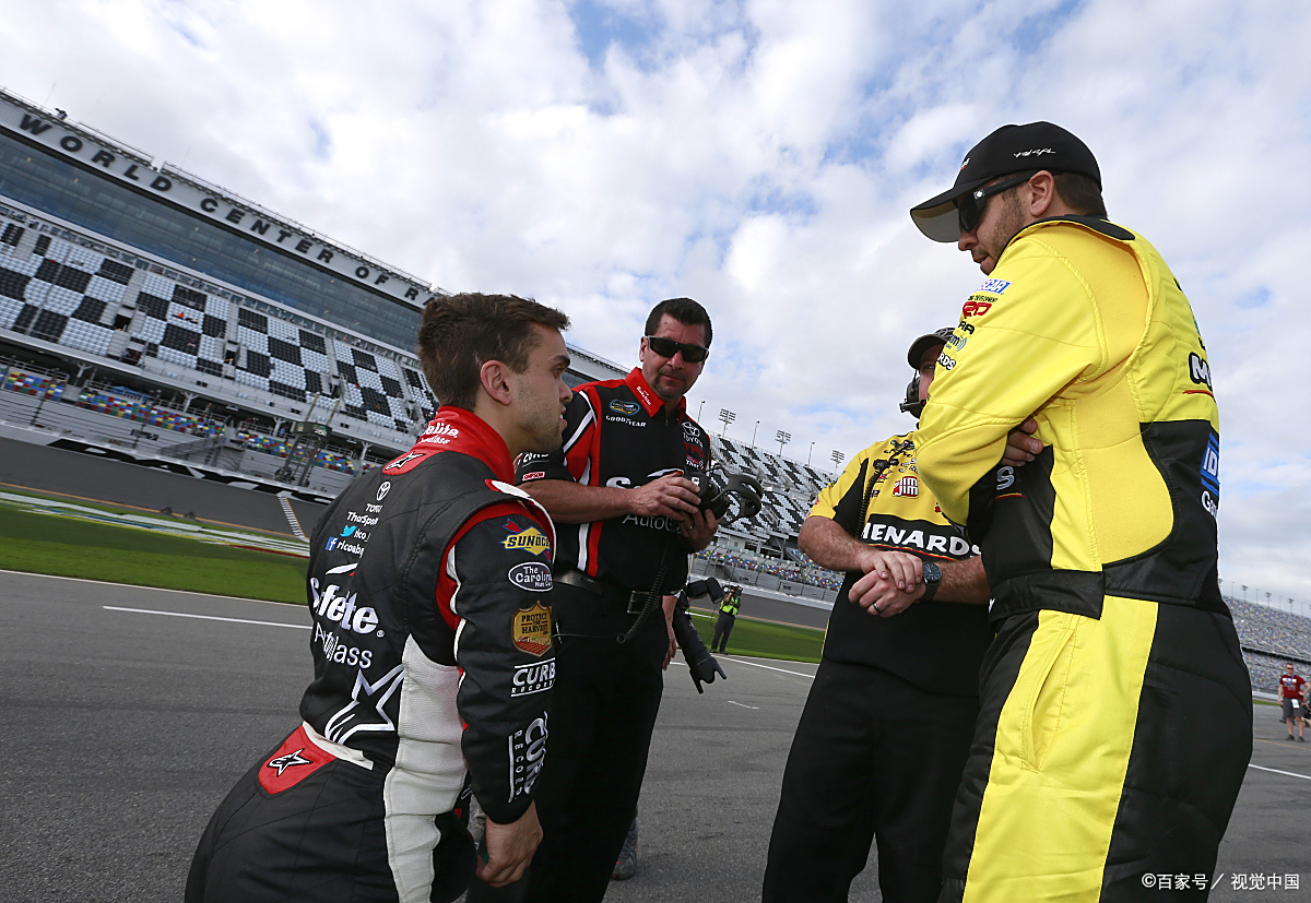 红牛车队险胜梅赛德斯，佩雷兹刷新纪录的简单介绍