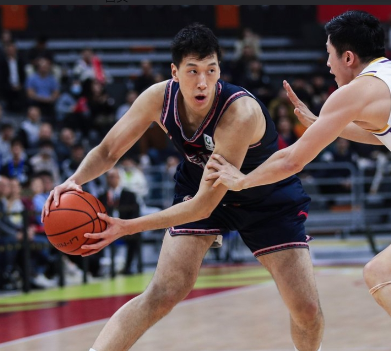 广东队逆转湖人，周琦高光表现