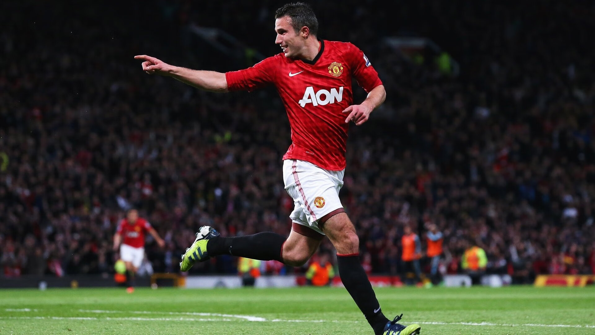 中场魔术师与北非雄狮，德布劳内的爆发与突尼斯的压制艺术