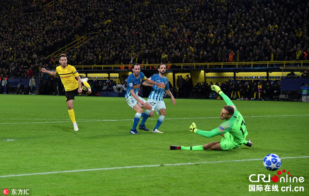 阿什拉夫爆发，多特蒙德淘汰赛过关威尔士