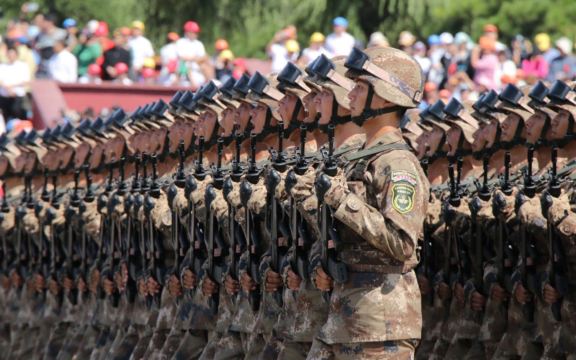 范戴克跨界一击,当莱比锡红牛的战术机器碾过玻利维亚高原雄鹰